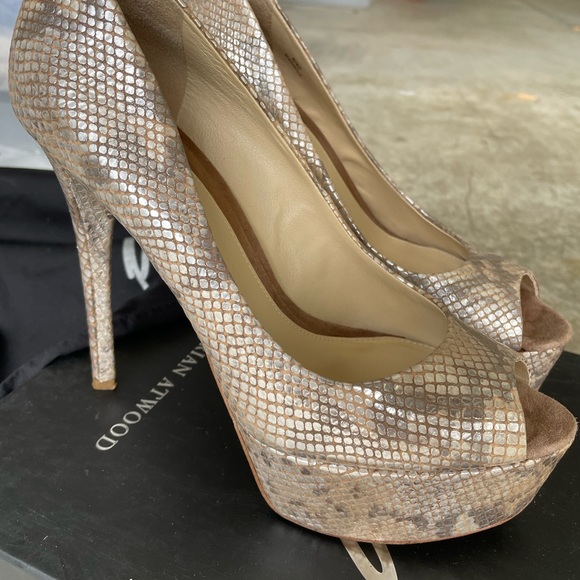 Brian Atwood Bambola snake platform pumps-worn once EUC! - Picture 2 of 5